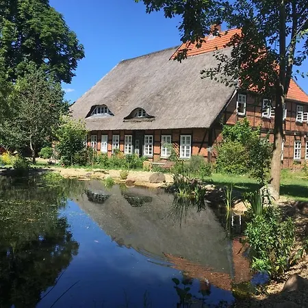 Mit Sauna Und Meditationsangebot Nahrendorf